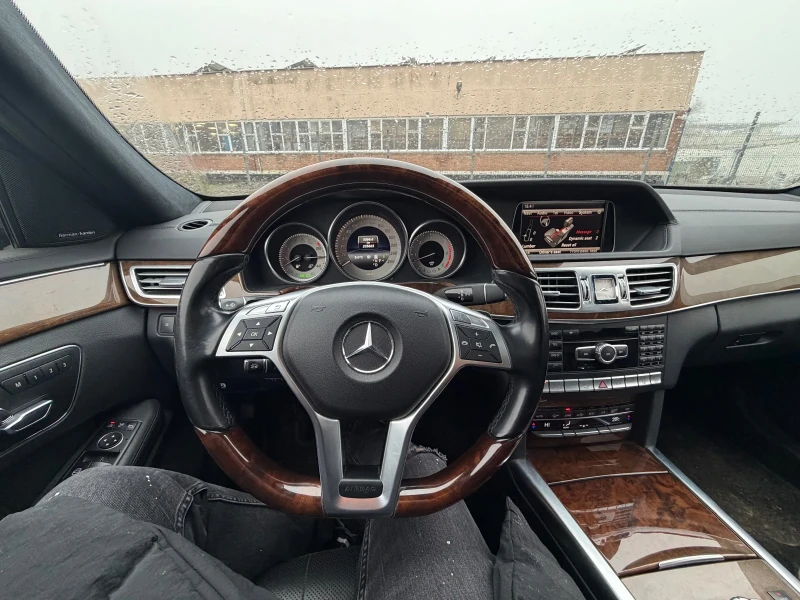 Mercedes-Benz E 350 Face* Масаж* Обдухване* Nappa* , снимка 16 - Автомобили и джипове - 53467824