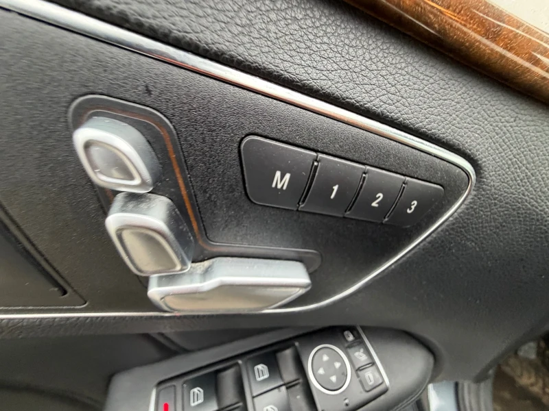 Mercedes-Benz E 350 Face* Масаж* Обдухване* Nappa* , снимка 14 - Автомобили и джипове - 53467824