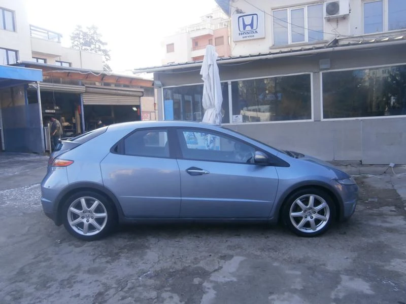 Honda Civic 2.2i-CTDi, снимка 3 - Автомобили и джипове - 27579590