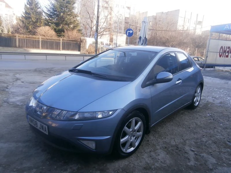 Honda Civic 2.2i-CTDi, снимка 2 - Автомобили и джипове - 27579590