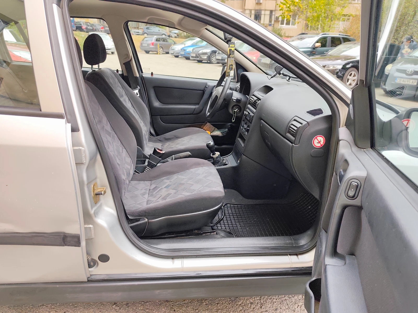 Opel Astra 1.6 * КЛИМАТИК* ! !ТОП! - изображение 9