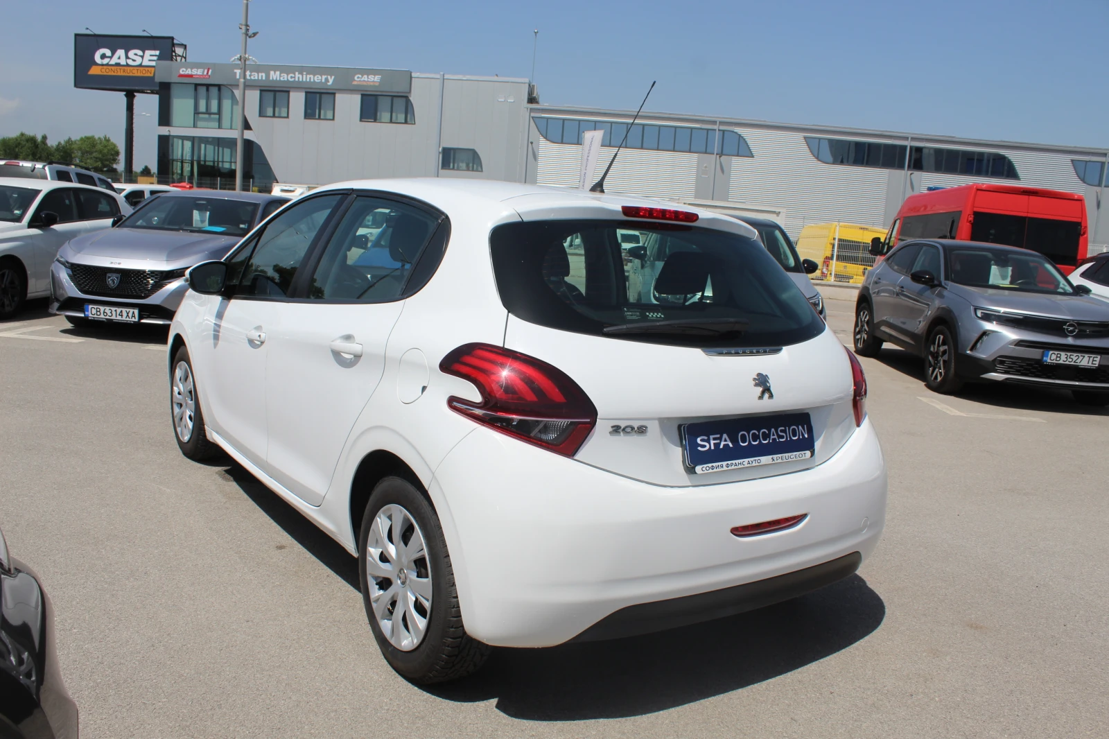 Peugeot 208 5P ACTIVE 1.6 HDi 75 BVM5 EURO6 N1 // 1706260 - изображение 4