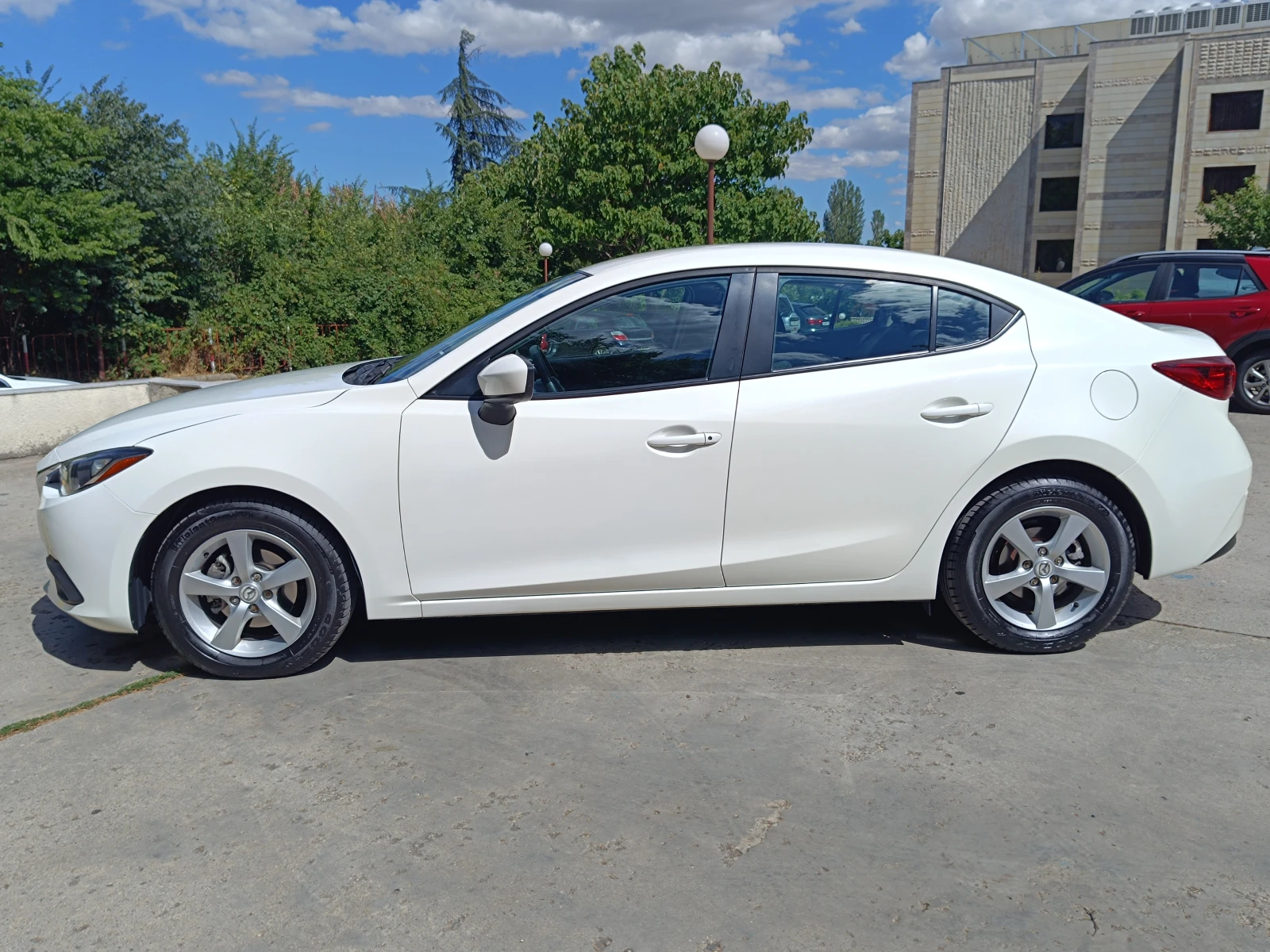 Mazda 3 2.0 SKYACTIV  - изображение 4