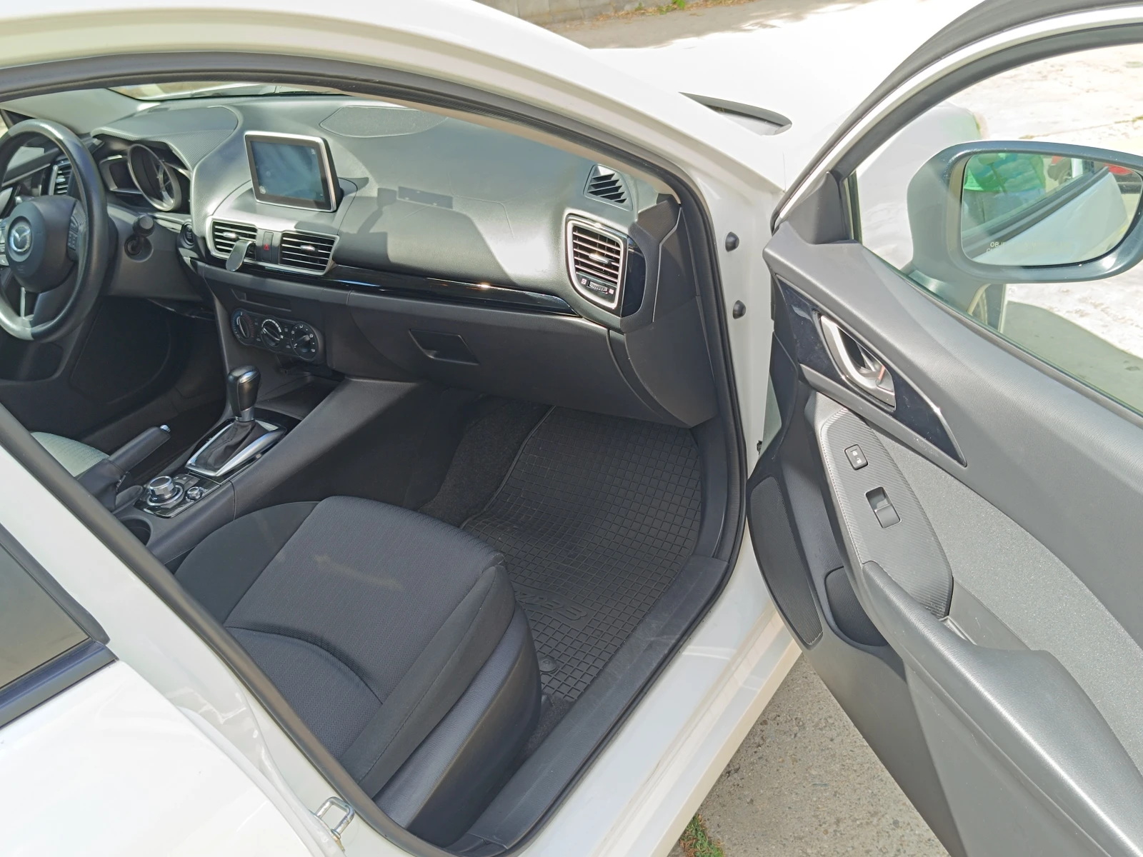 Mazda 3 2.0 SKYACTIV  | Mobile.bg   13