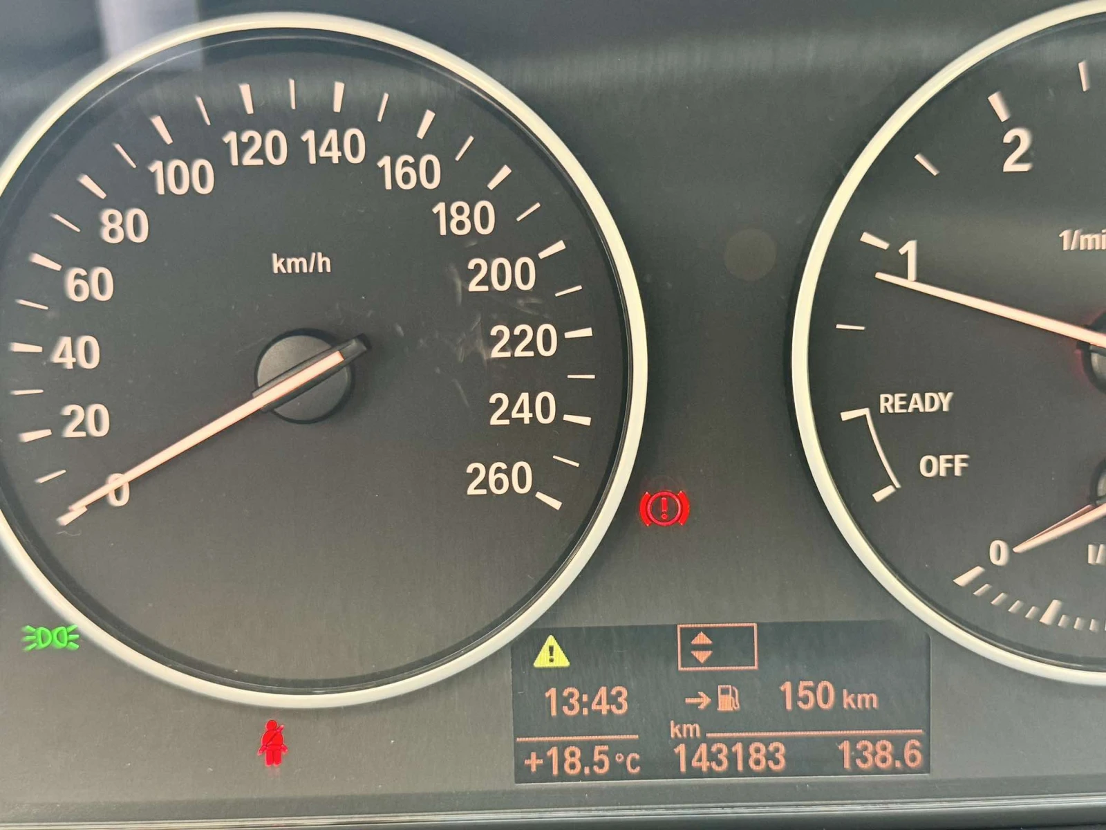 BMW 318 F30 - изображение 8
