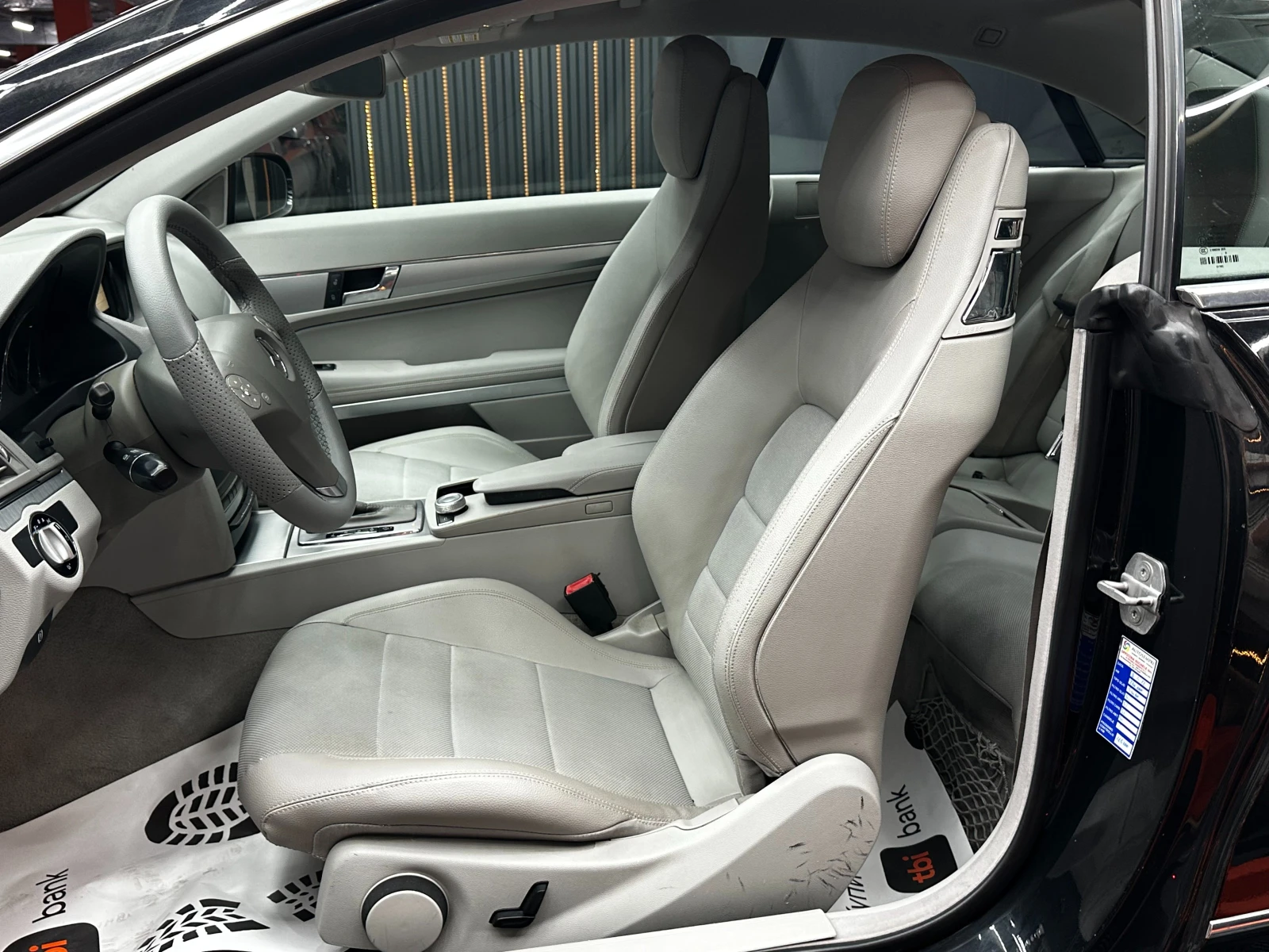 Mercedes-Benz E 350 3.0d 231 к.с./ГАРАНЦИЯ/БАРТЕР/ЛИЗИНГ/КОМЕНТАР, снимка 8 - Автомобили и джипове - 51438877