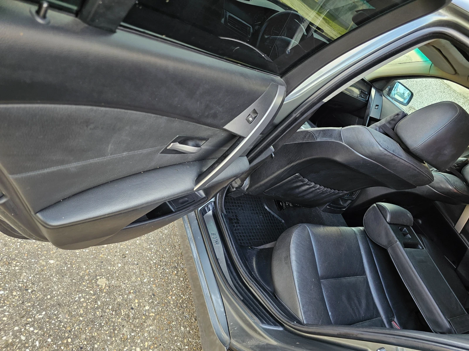 BMW 525 525d M-Pack Automatic  | Mobile.bg   6