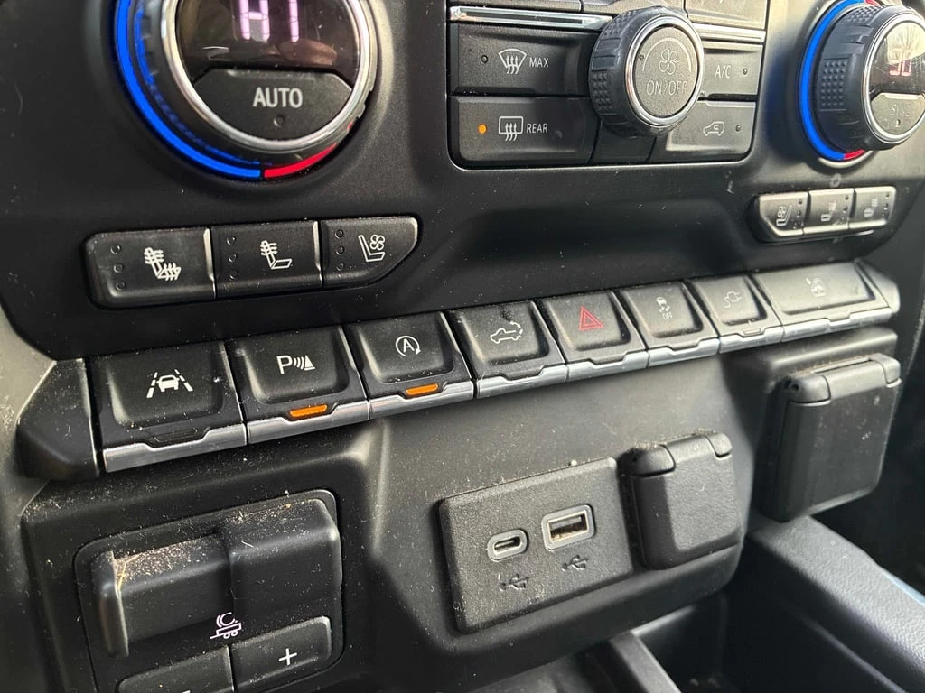 Chevrolet Silverado * High Country * CARFAX * ��� ������������ ������ | Mobile.bg � ����������� 12