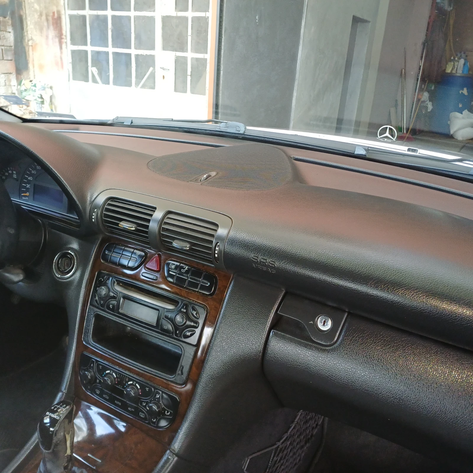 Mercedes-Benz C 220  - изображение 6