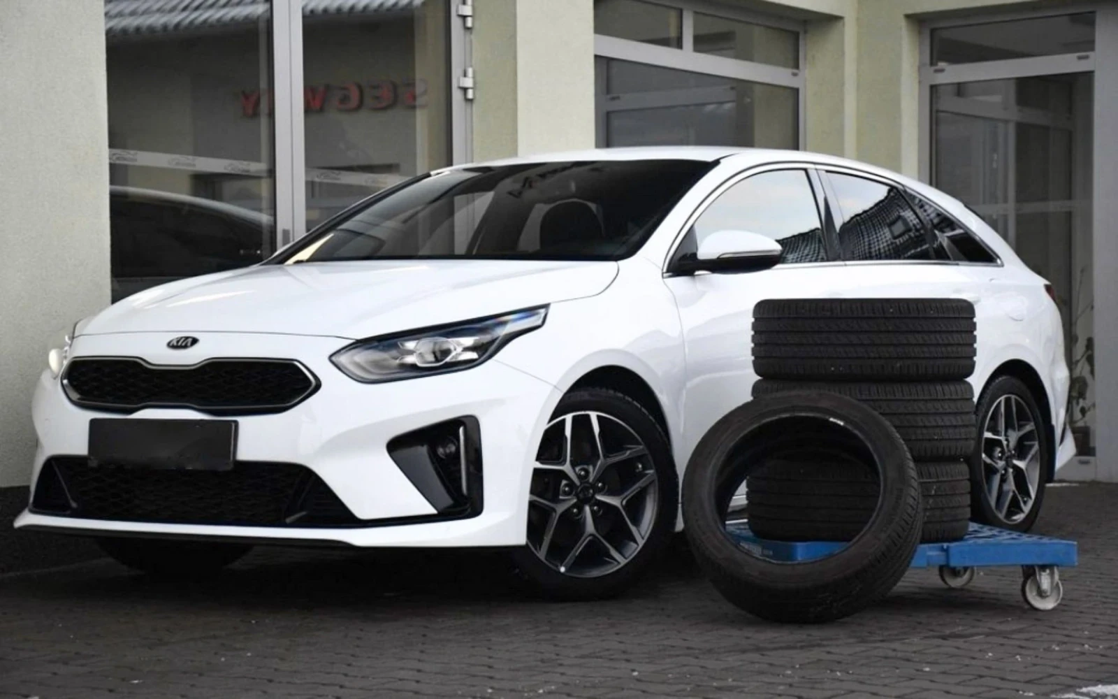 Kia Pro ceed 1.4 T-GDi | 140 к.с. | Ръчна | Камера |  - изображение 2