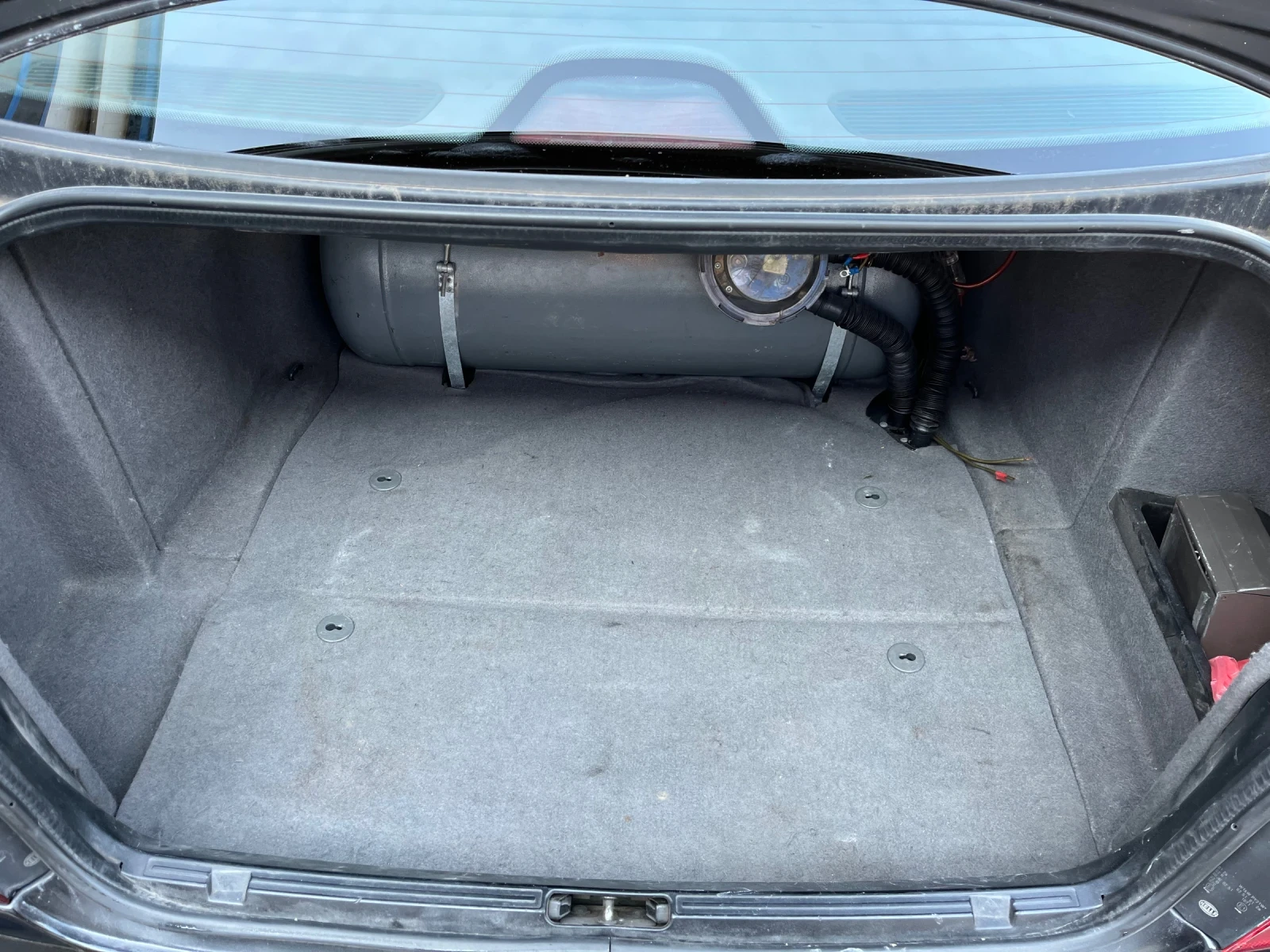 BMW 528 2.8, снимка 15 - Автомобили и джипове - 53736651