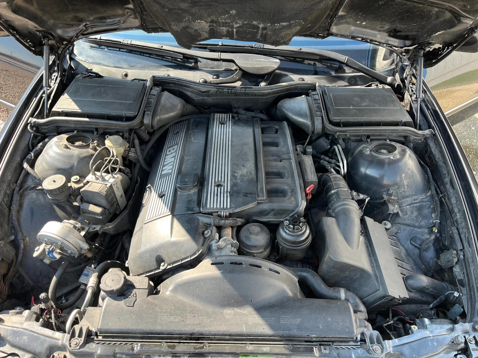 BMW 528 2.8, снимка 16 - Автомобили и джипове - 53736651