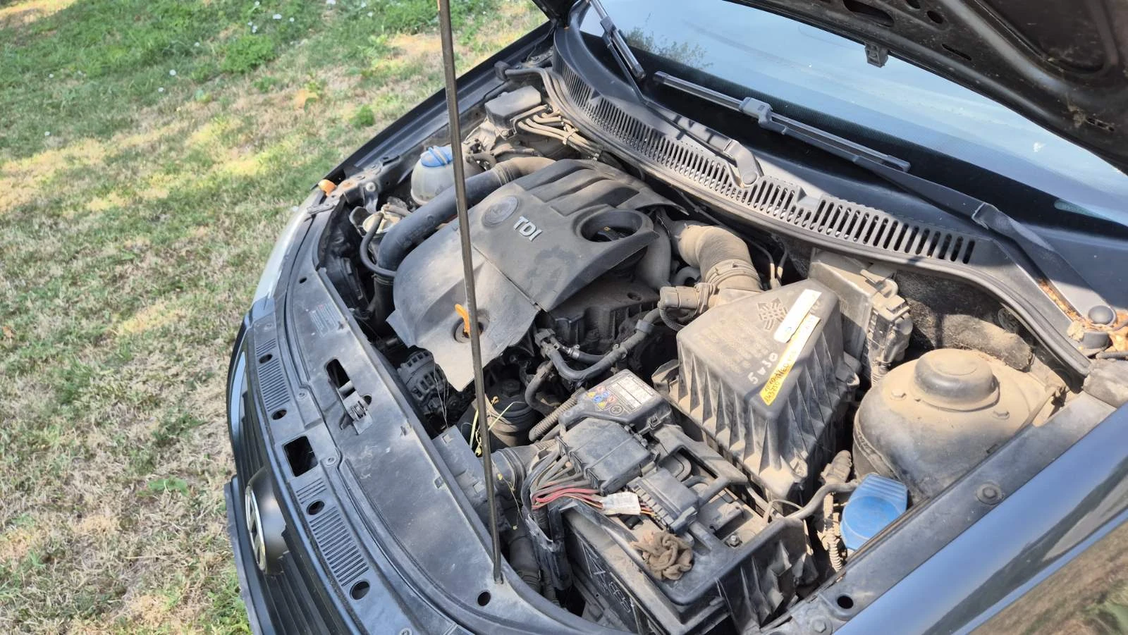 VW Polo, снимка 2 - Автомобили и джипове - 53824637