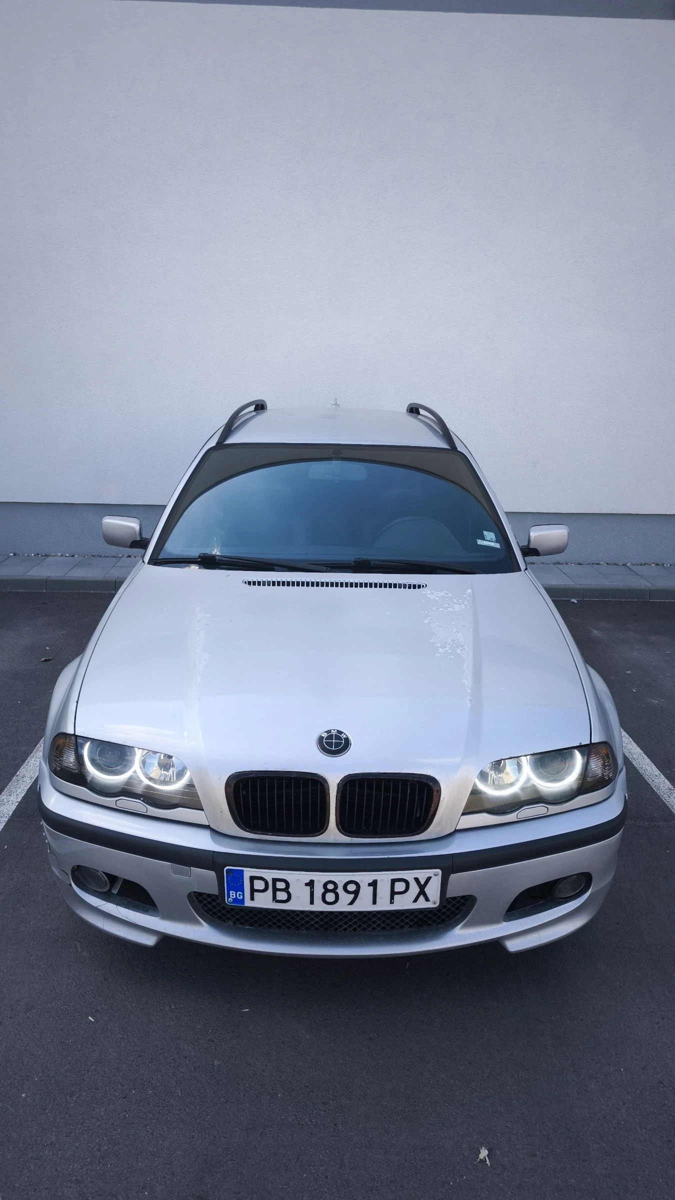BMW 330