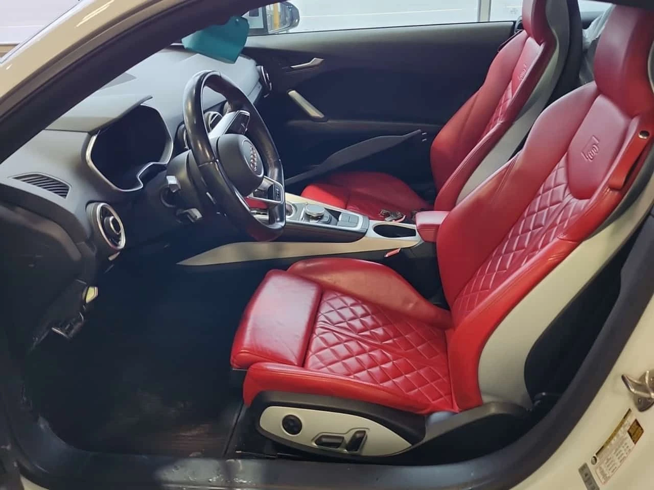 Audi Tt 2.0T * CARFAX * Без инциденти * Генерация * Intake, снимка 8 - Автомобили и джипове - 54250962