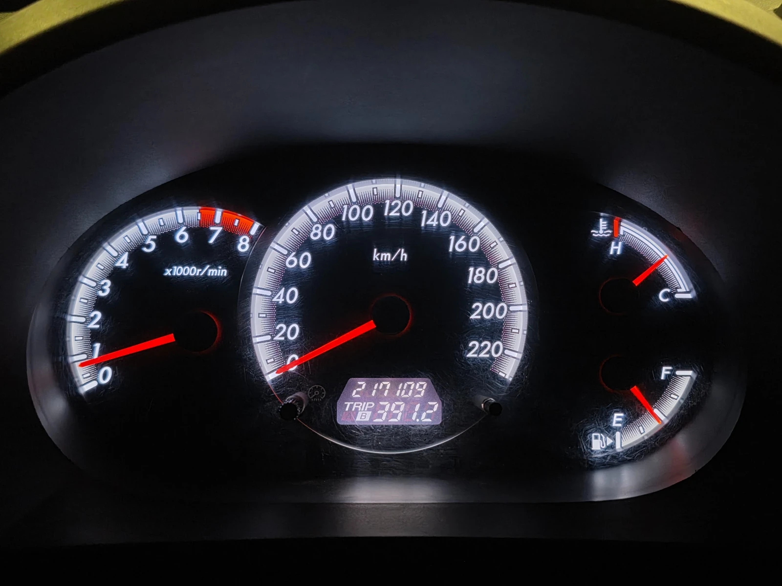 Mazda 5 1.8, снимка 11 - Автомобили и джипове - 54270851