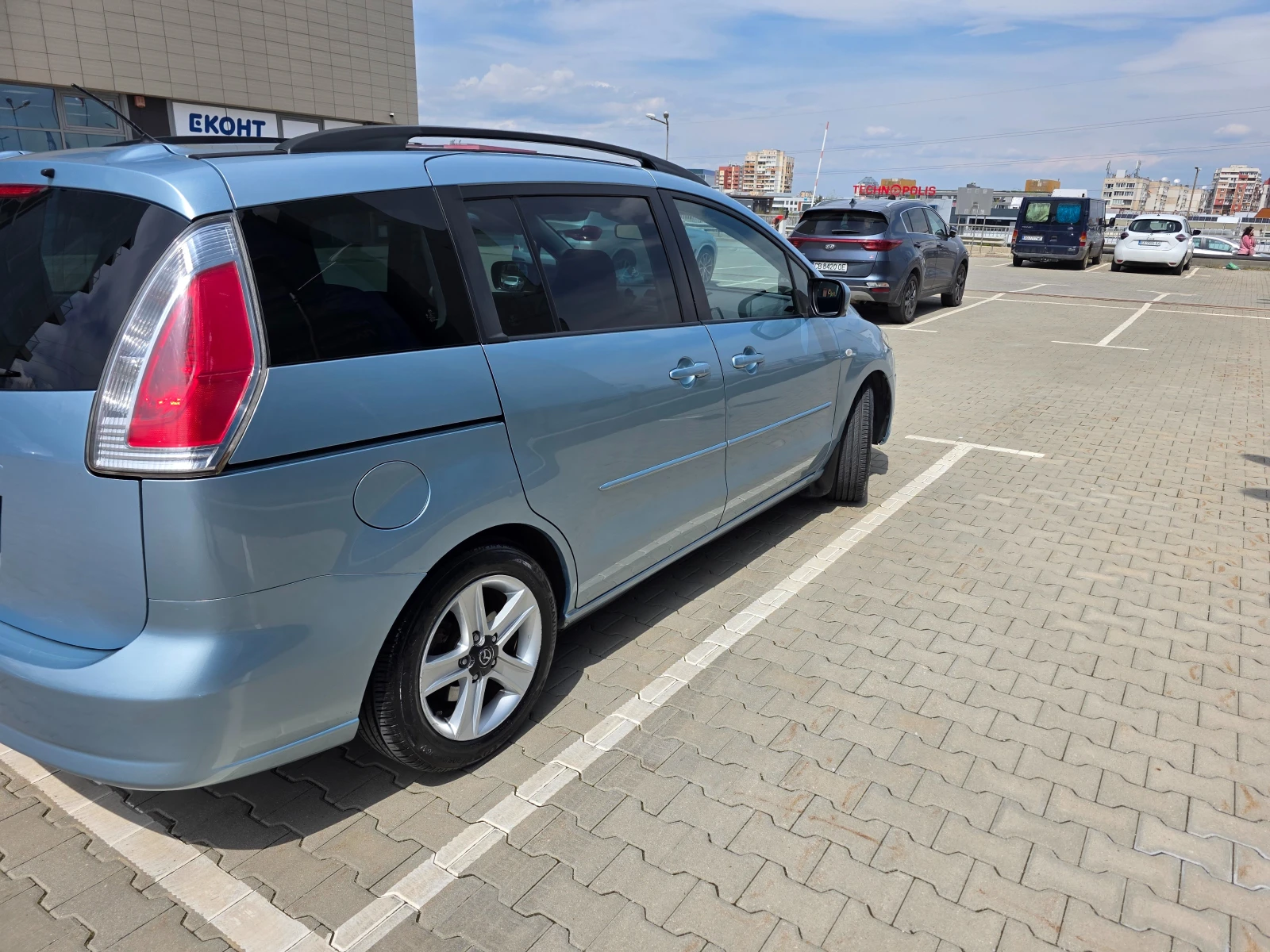 Mazda 5 1.8, снимка 7 - Автомобили и джипове - 54270851