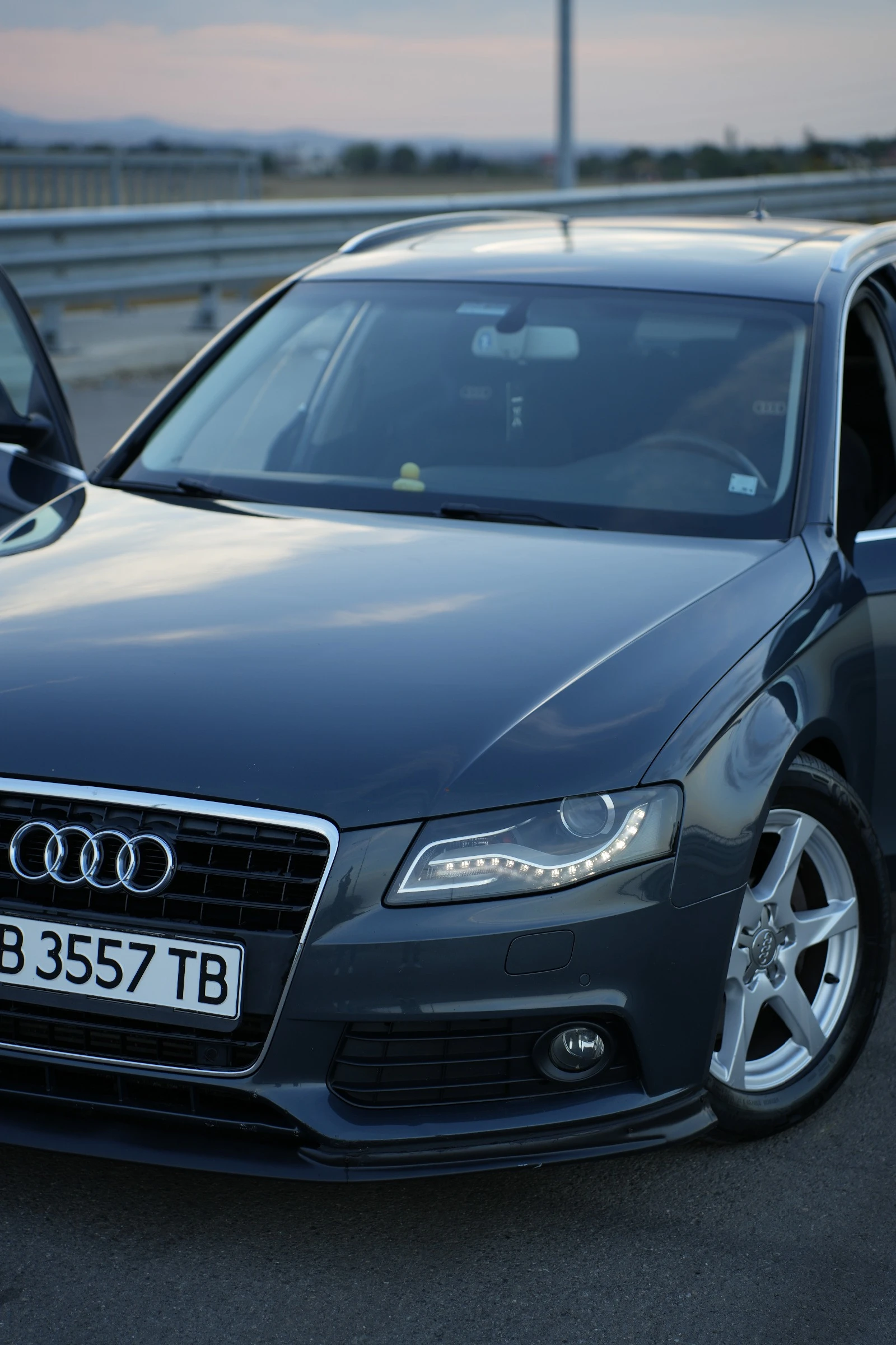 Audi A4, снимка 4 - Автомобили и джипове - 54416038