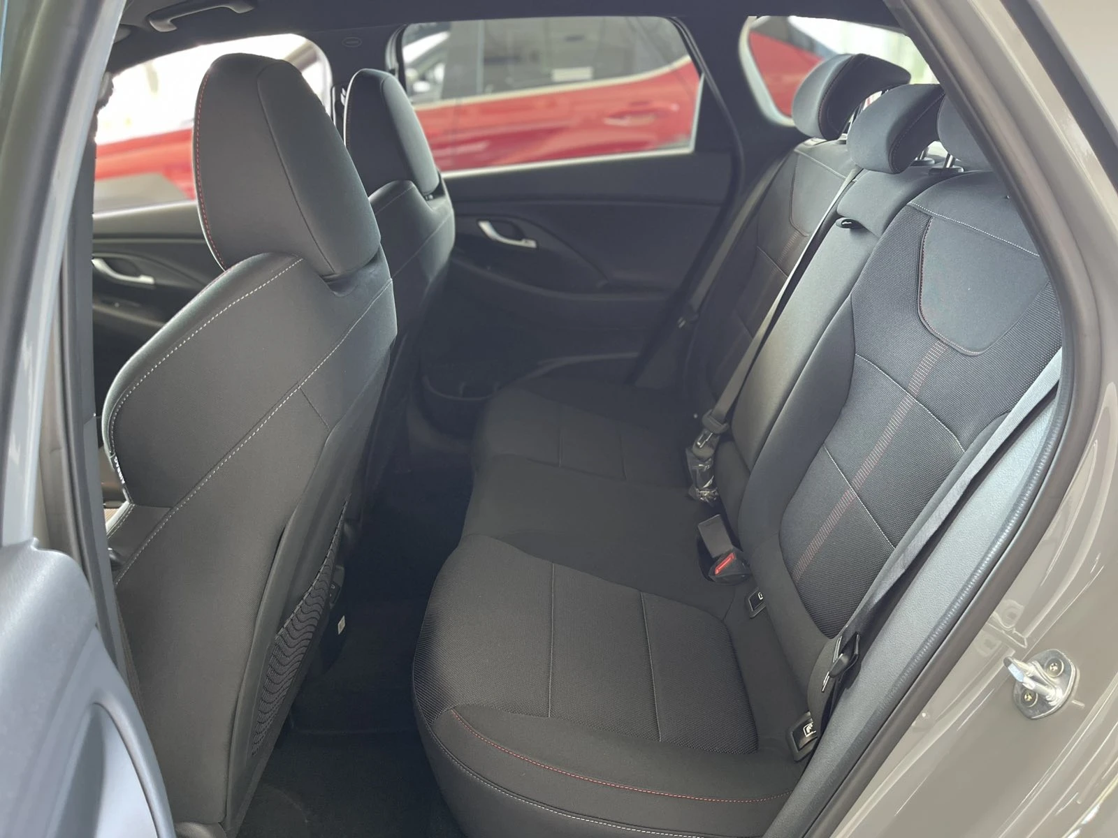 Hyundai I30, снимка 10 - Автомобили и джипове - 54439112