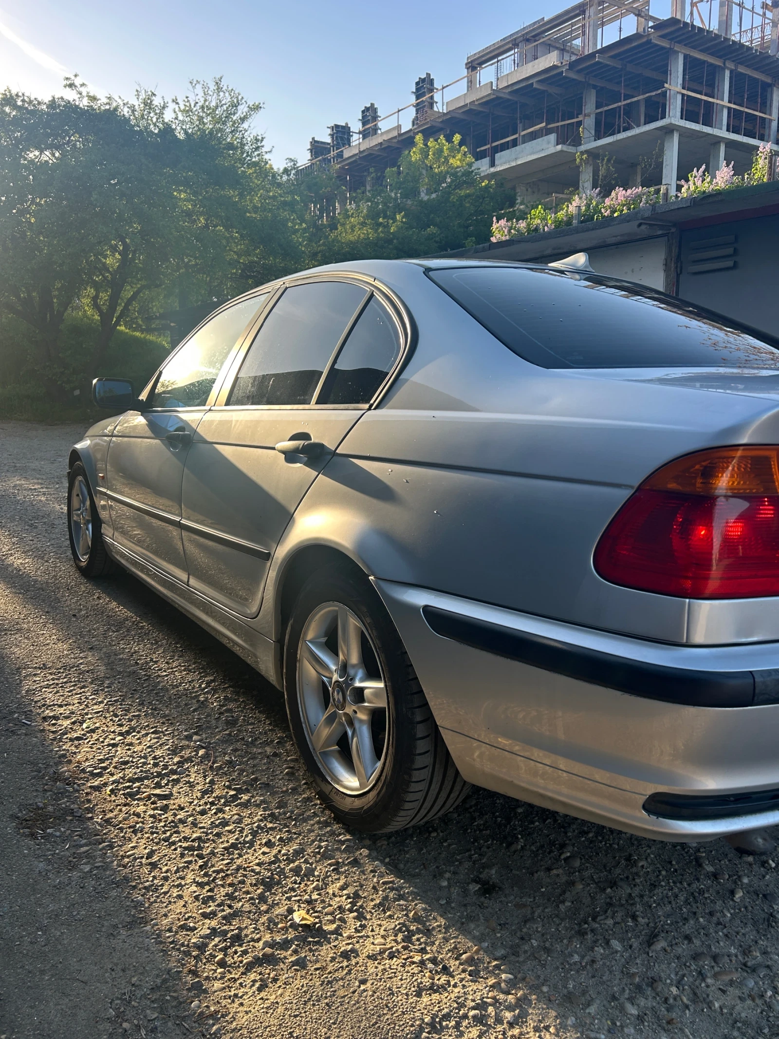 BMW 320, снимка 3 - Автомобили и джипове - 54642388