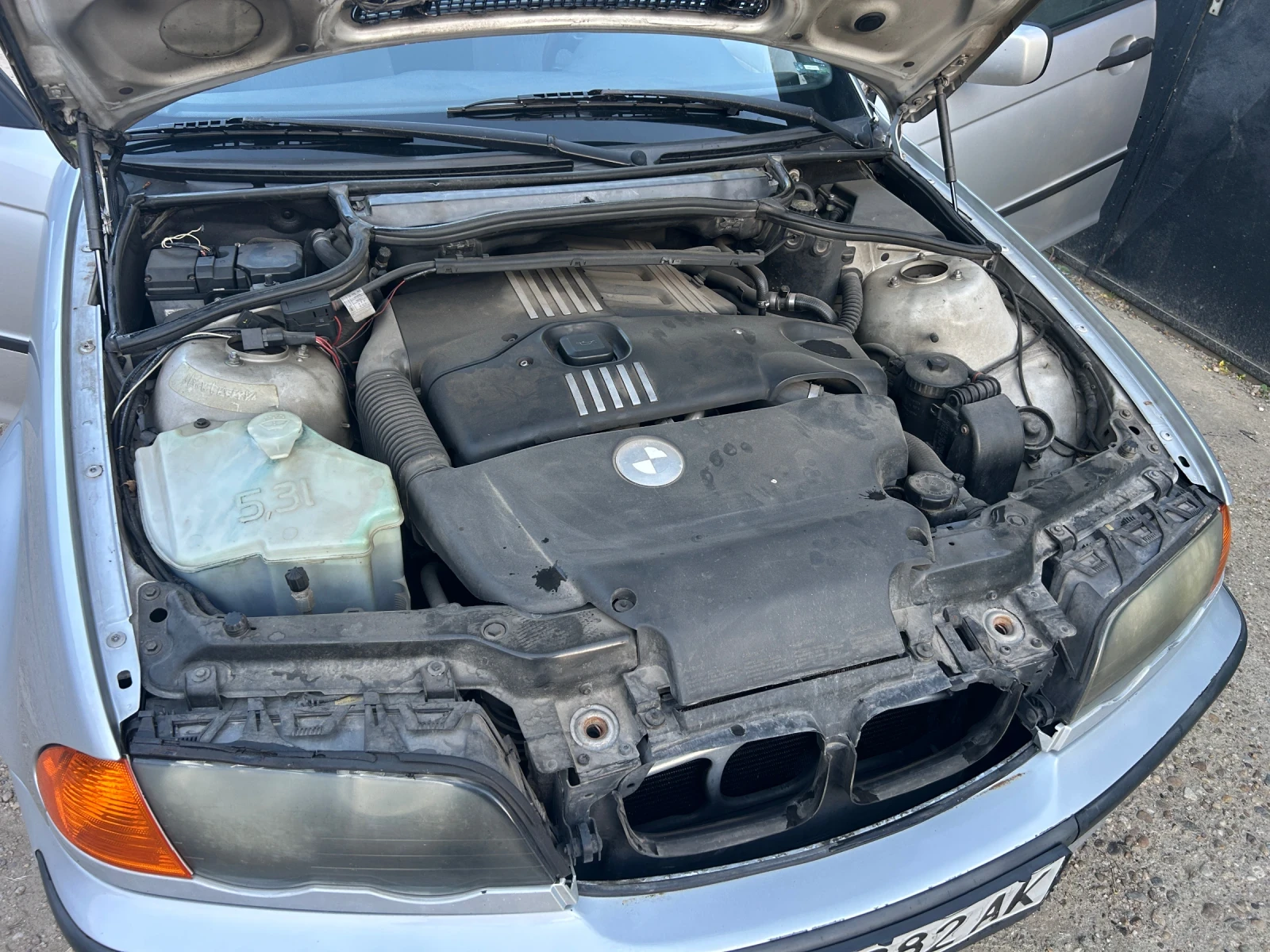 BMW 320, снимка 14 - Автомобили и джипове - 54642388