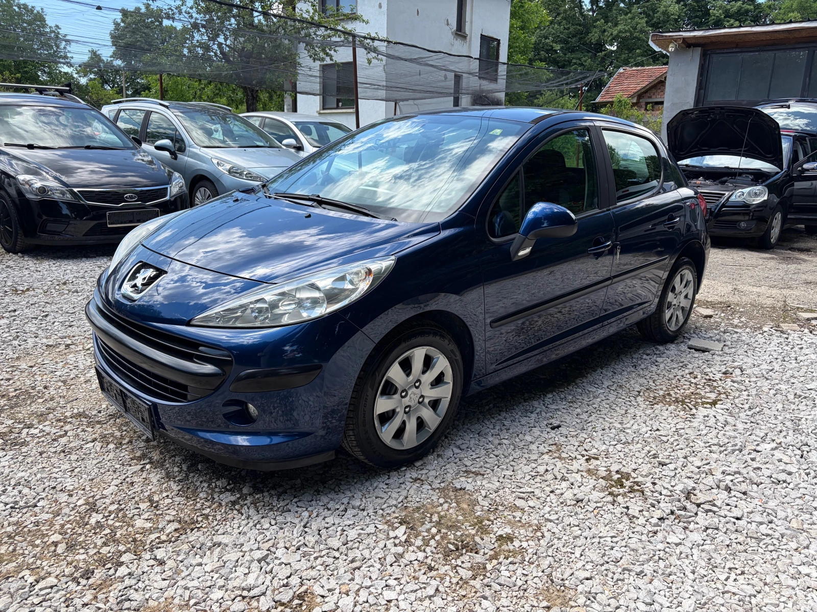 Peugeot 207 1.4i klima, снимка 2 - Автомобили и джипове - 54703009