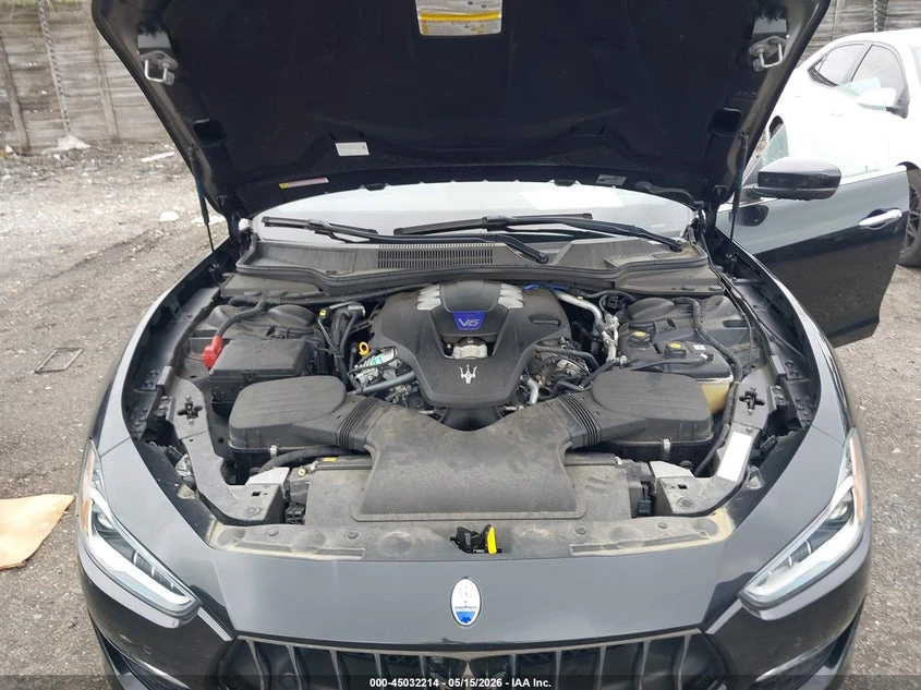 Maserati Ghibli 3.0l S Q4 Granlusso, снимка 10 - Автомобили и джипове - 54964857