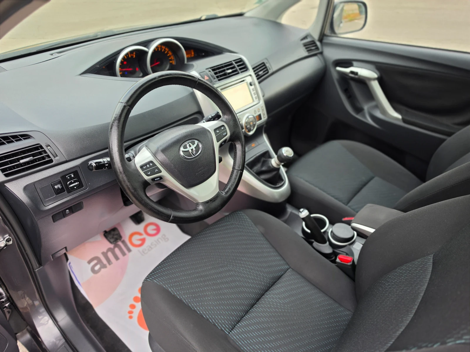 Toyota Verso 2.0D4D 126hp * NAVI * КАМЕРА * 7 МЕСТЕН * ЛИЗИНГ *, снимка 15 - Автомобили и джипове - 55228284
