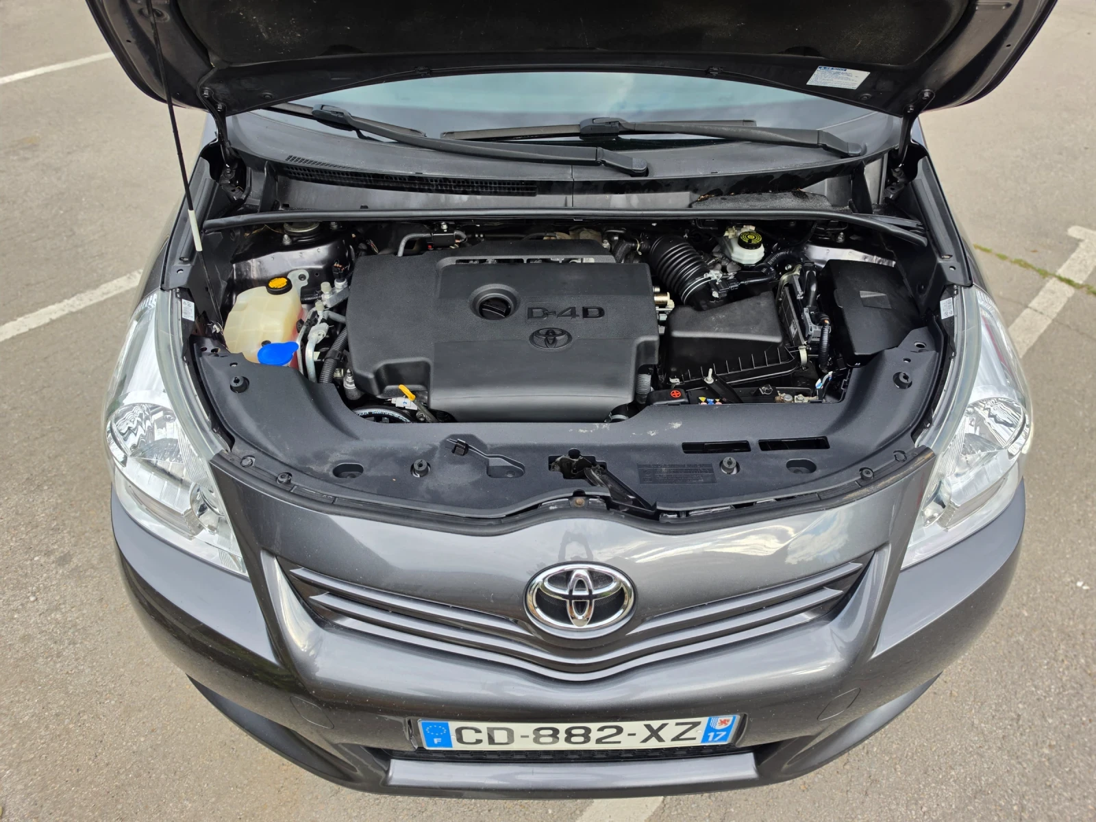 Toyota Verso 2.0D4D 126hp * NAVI * КАМЕРА * 7 МЕСТЕН * ЛИЗИНГ *, снимка 8 - Автомобили и джипове - 55228284