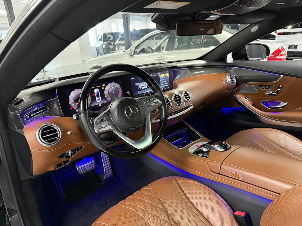 Mercedes-Benz S 560 4MATIC* NIGHTVISION* МАСАЖ* DISTR* FULL* ФИКС ЦЕНА, снимка 10 - Автомобили и джипове - 55395717