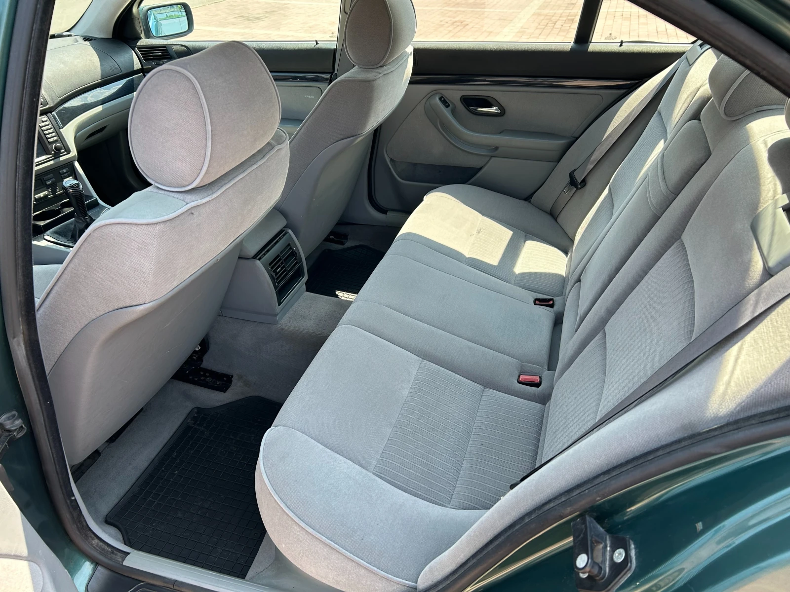 BMW 520 E39, снимка 9 - Автомобили и джипове - 55547262