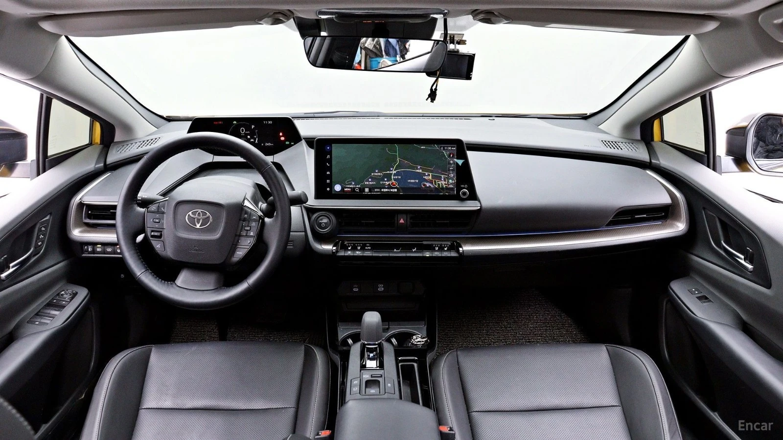 Toyota Prius * ПАНО* KEYLESS* Camera* ПОДГРЕВ* LED* , снимка 8 - Автомобили и джипове - 55625394
