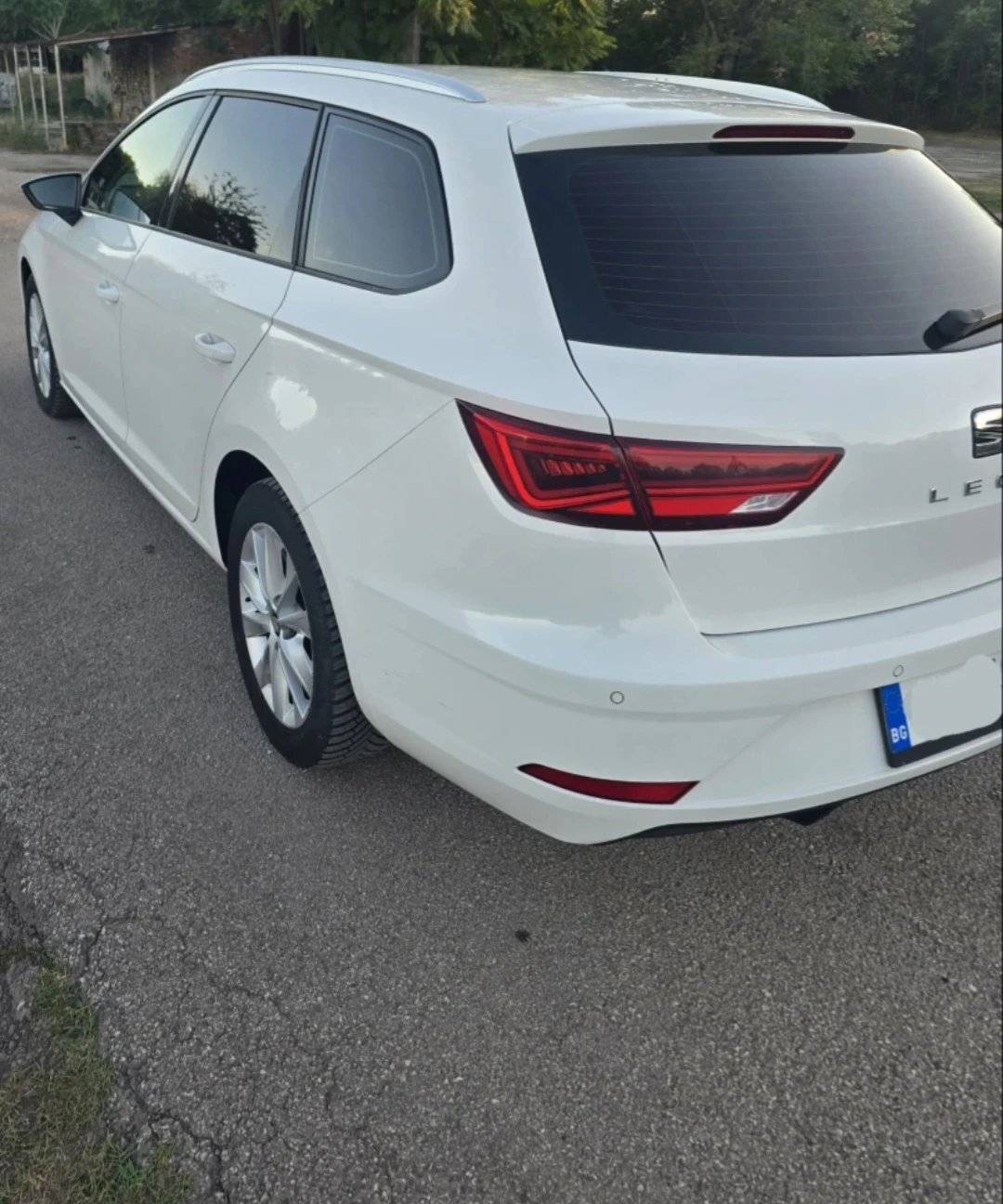 Seat Leon, снимка 3 - Автомобили и джипове - 55772266