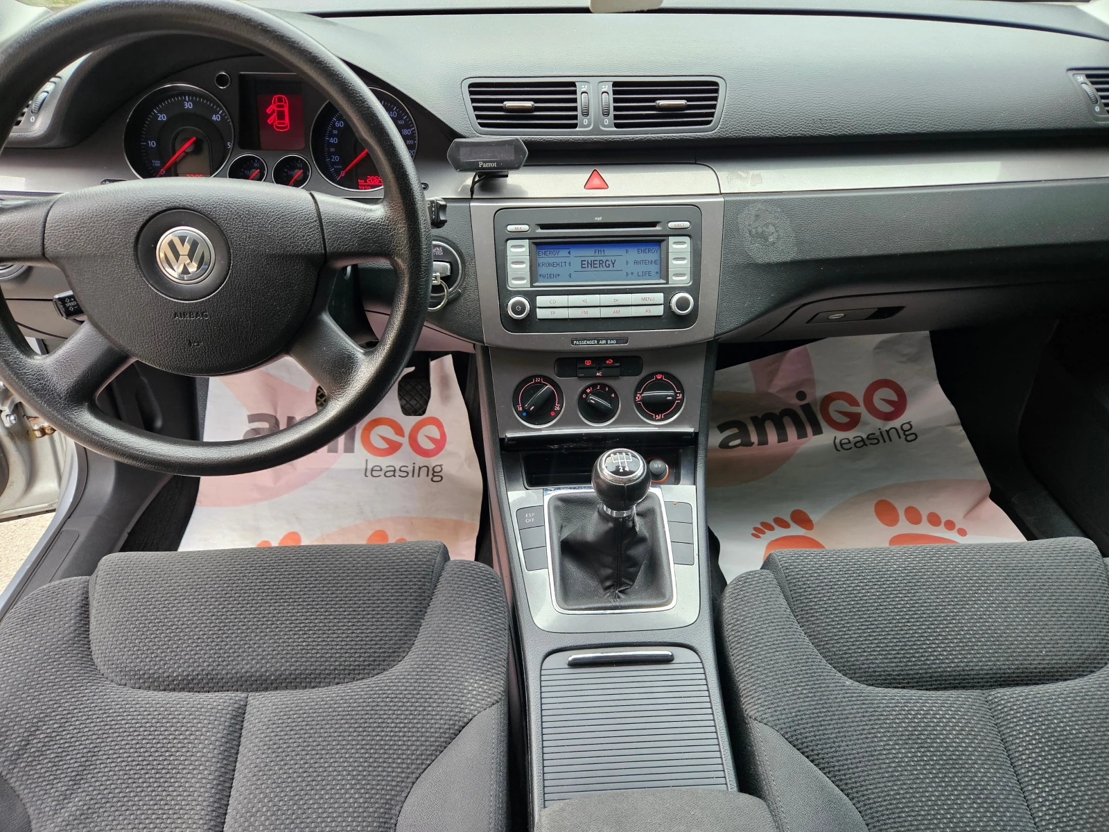 VW Passat 1.9, 105к.с., Перфектен!!!, снимка 13 - Автомобили и джипове - 56228139