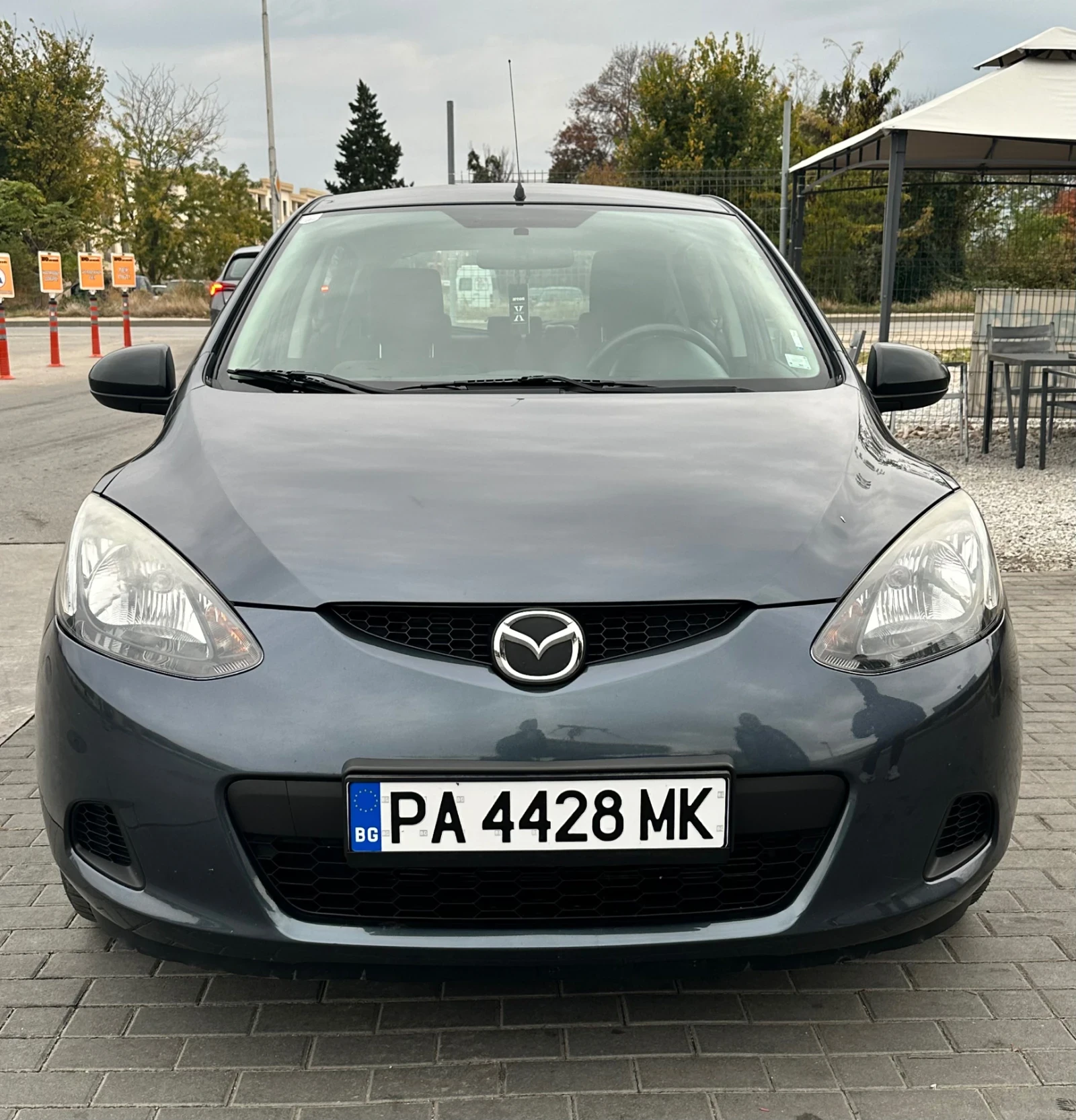 Mazda 2