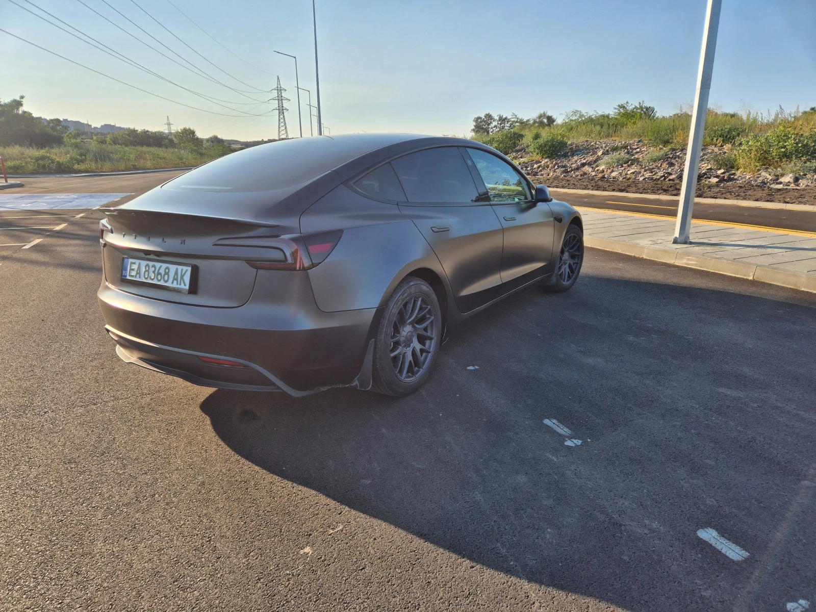 Tesla Model 3 Dual motor, снимка 16 - Автомобили и джипове - 56735850