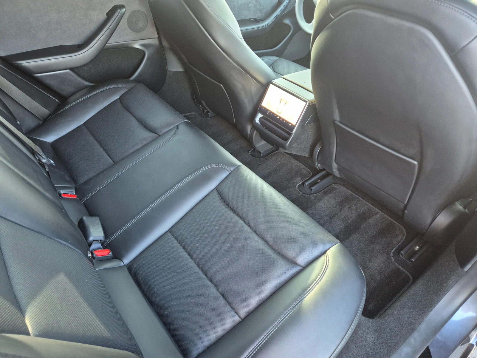 Tesla Model 3 Dual motor, снимка 6 - Автомобили и джипове - 56735850
