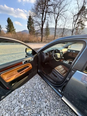 VW Touareg 4.2 V8 INDIVIDUAL - 8000 € / 15646.64 лв. - 60369804 8