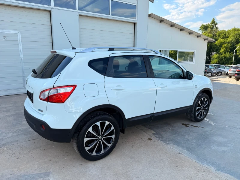 Nissan Qashqai 1.6dci 131k.c * N-TEC* Navi* PANORAMA* UNIKAT* , снимка 14 - Автомобили и джипове - 47626043