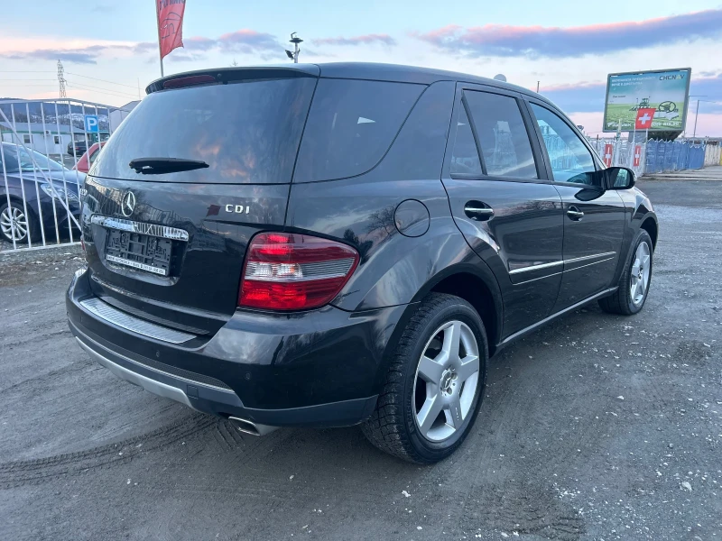 Mercedes-Benz ML 320 AMG / ШИБЕДАХ / КОЖА / 218 000 РЕАЛНИ КИЛОМЕТРИ!, снимка 5 - Автомобили и джипове - 49213091