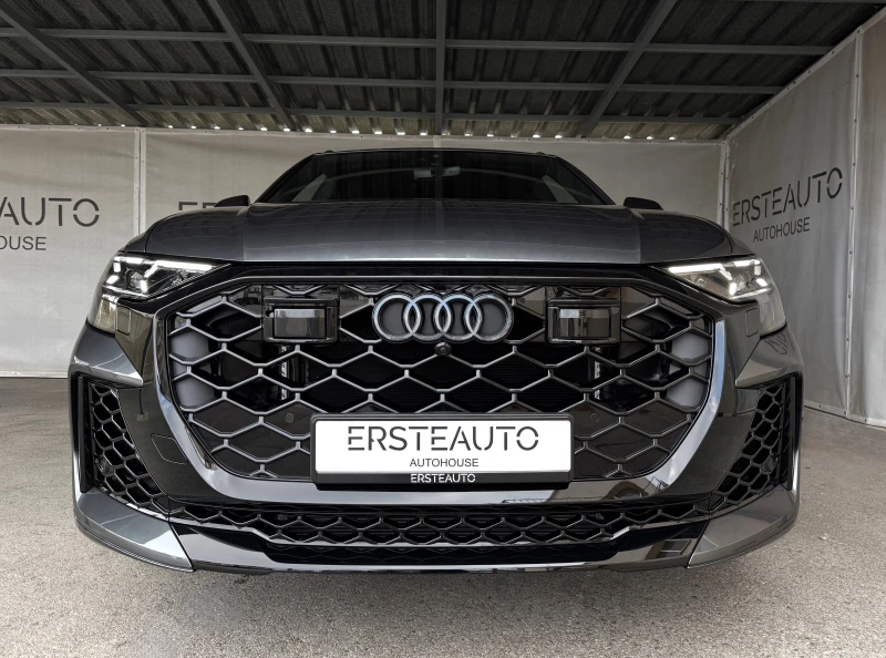 Audi RSQ8 PERFORMANCE HEAD UP PANO 360 CAMERA B&O, снимка 2 - Автомобили и джипове - 52051383