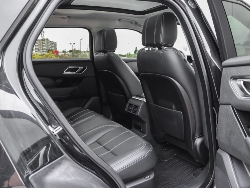 Land Rover Range Rover Velar * BY APPOINTMENT ONLY P340S| AIR SUSEPNSION| NAVIG, снимка 15 - Автомобили и джипове - 52866688