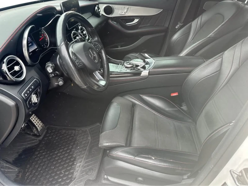 Mercedes-Benz GLC 43 AMG * * 4MATIC* * CARFAX* * АВТО КРЕДИТ* * , снимка 11 - Автомобили и джипове - 53189079