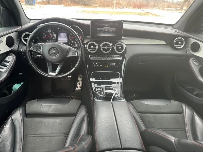 Mercedes-Benz GLC 43 AMG * * 4MATIC* * CARFAX* * АВТО КРЕДИТ* * , снимка 10 - Автомобили и джипове - 53189079