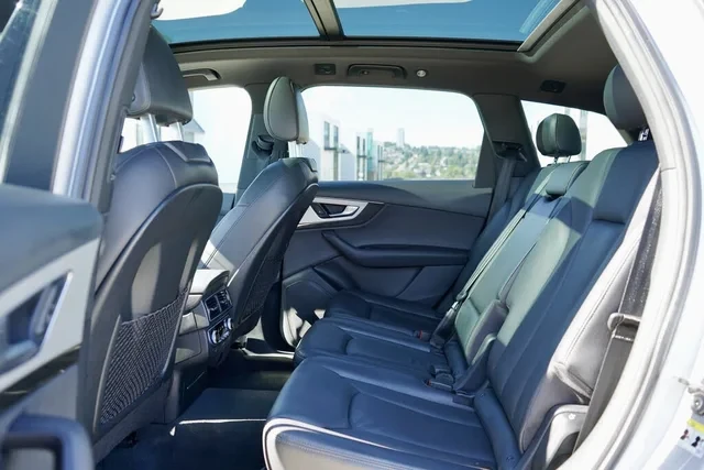 Audi Q7 !PRESTIGE! ПОДГРЕВ/ОБДУХВАНЕ/ПАНОРАМА/360 КАМЕРИ, снимка 12 - Автомобили и джипове - 55101161