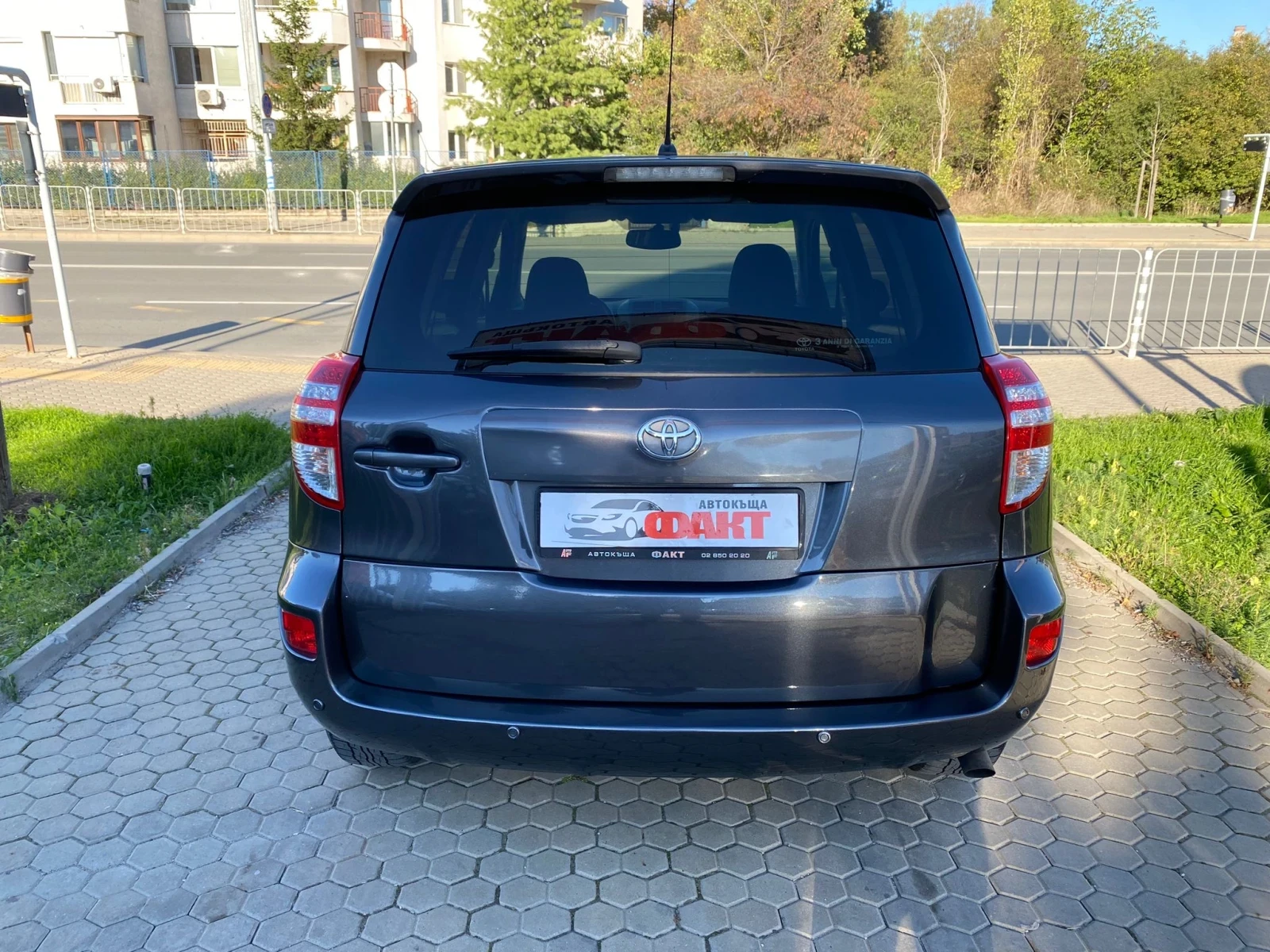 Toyota Rav4 2.2D-4D/4х4 - изображение 5