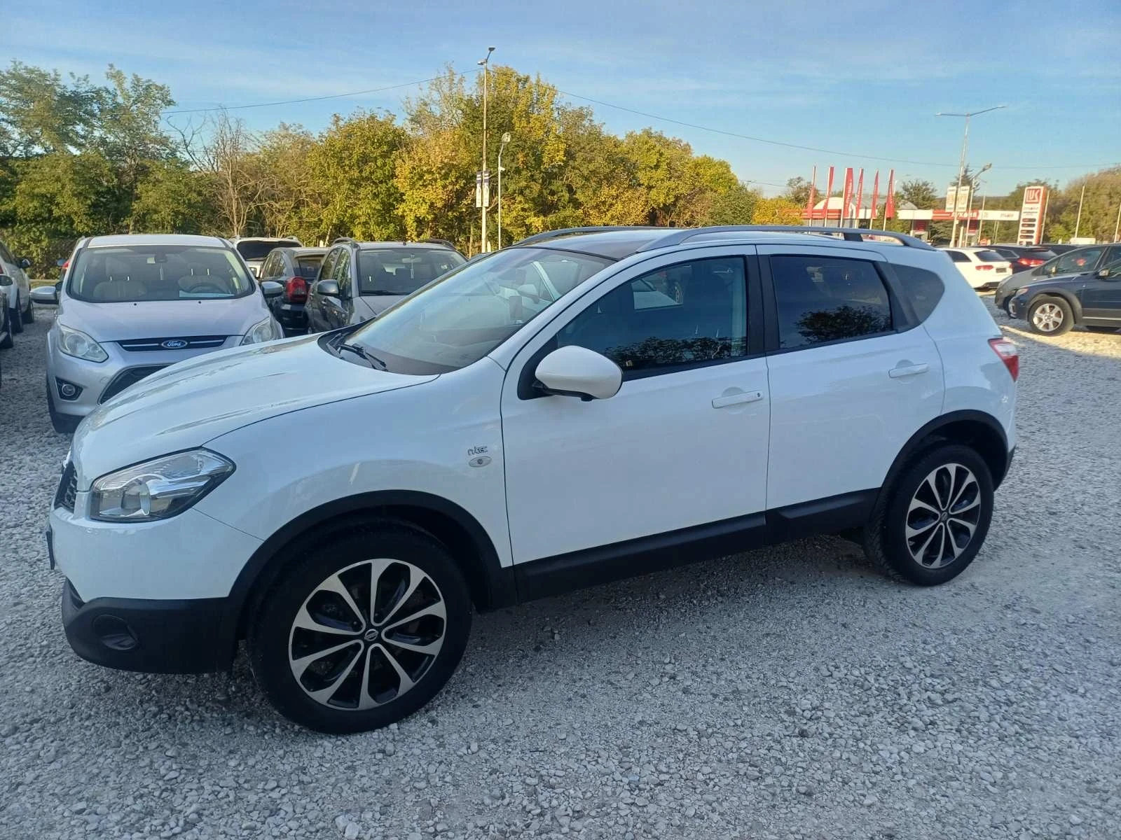 Nissan Qashqai 1.5dci * N-TEC* Navi* PANORAMA* UNIKAT*  - изображение 3