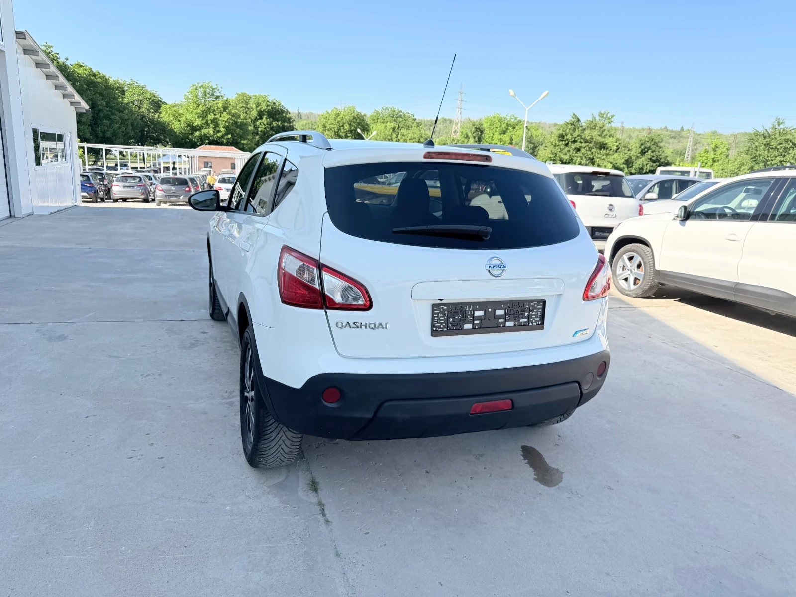 Nissan Qashqai 1.6dci 131k.c * N-TEC* Navi* PANORAMA* UNIKAT* , снимка 6 - Автомобили и джипове - 47626043