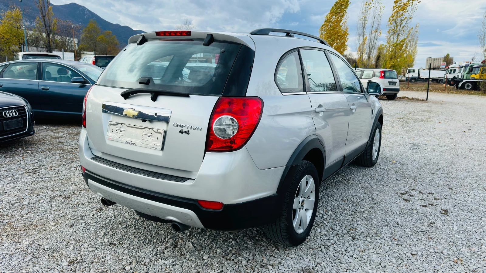 Chevrolet Captiva 2.4i-136kc-газов-7 места-4х4 - изображение 4