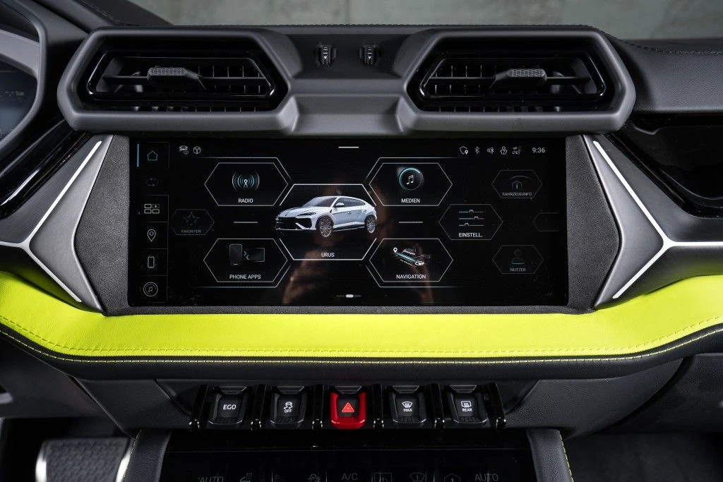 Lamborghini Urus SE / B&O / PANO / NEW | Mobile.bg   12